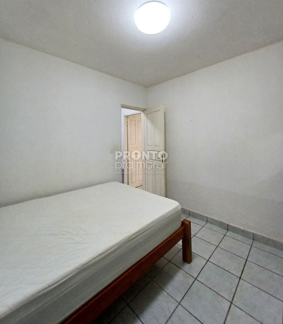 Casa, 4 quartos, 204 m² - Foto 1