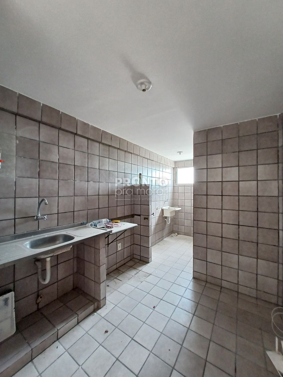 Apartamento à venda com 2 quartos, 62m² - Varzea,Recife