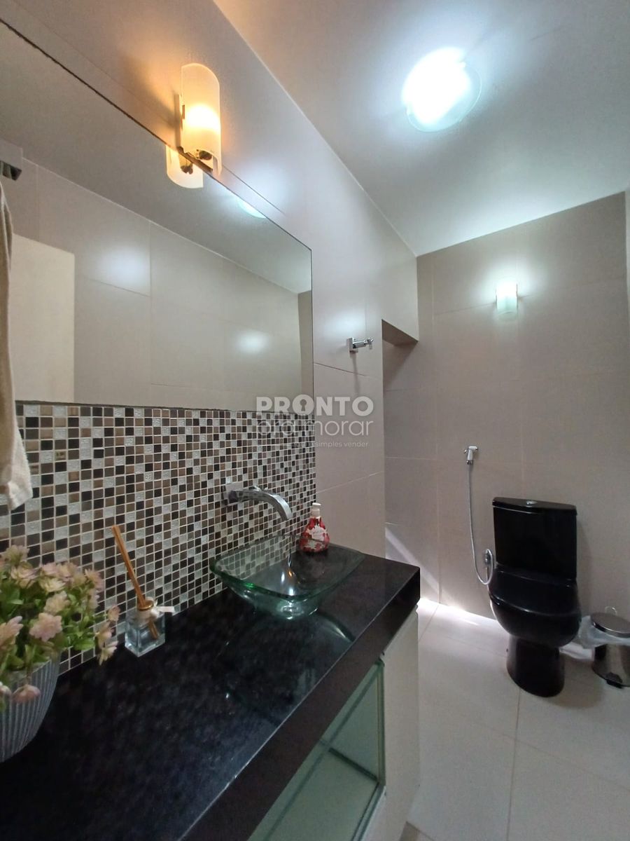 Casa, 3 quartos, 210 m² - Foto 1