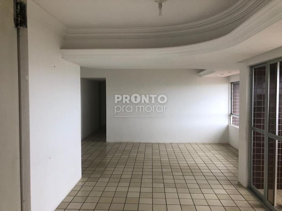  - Apartamento com 3 quartos em Casa Caiada