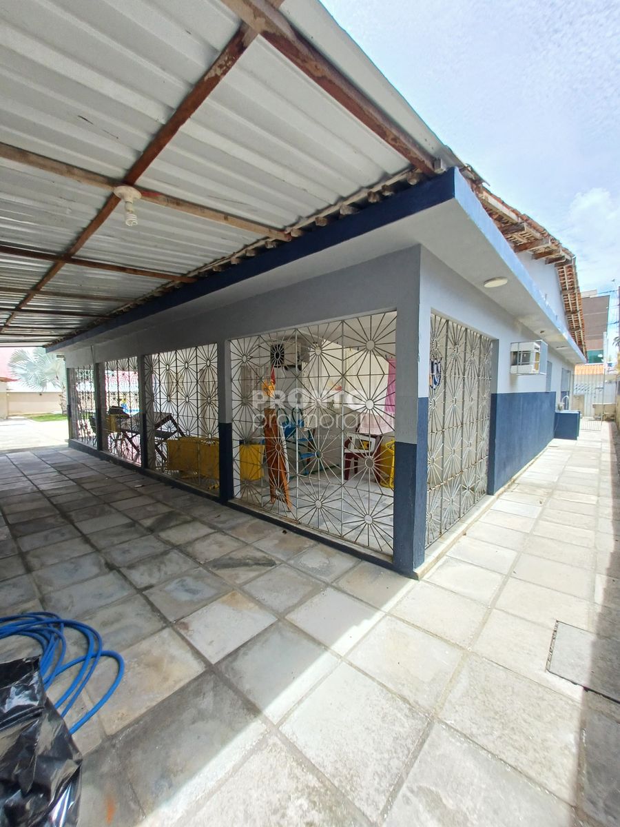 Casa, 4 quartos, 204 m² - Foto 2