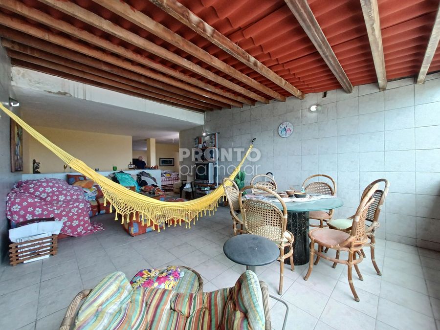  - Apartamento com 3 quartos em Espinheiro