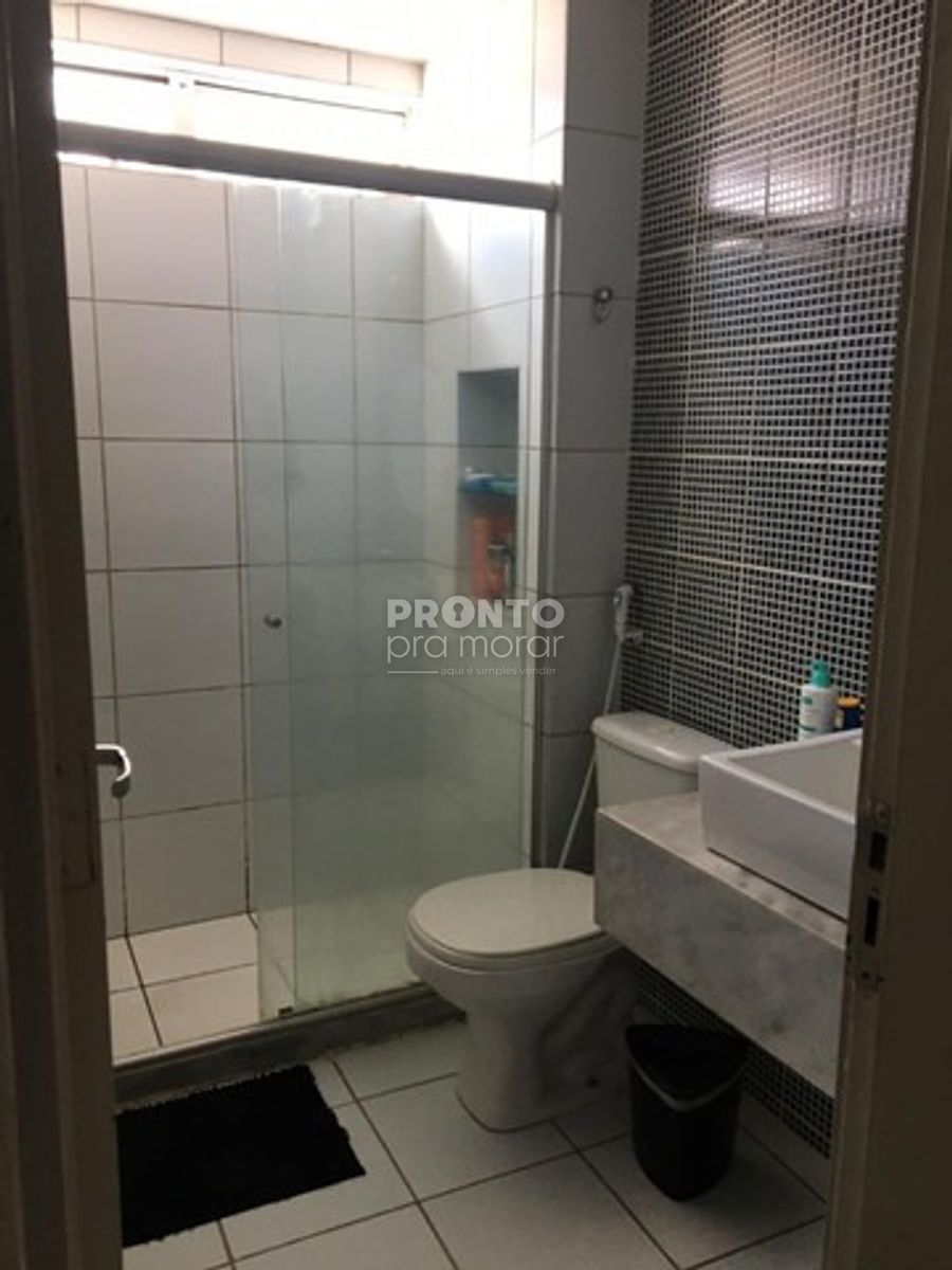  - Apartamento com 3 quartos em Encruzilhada