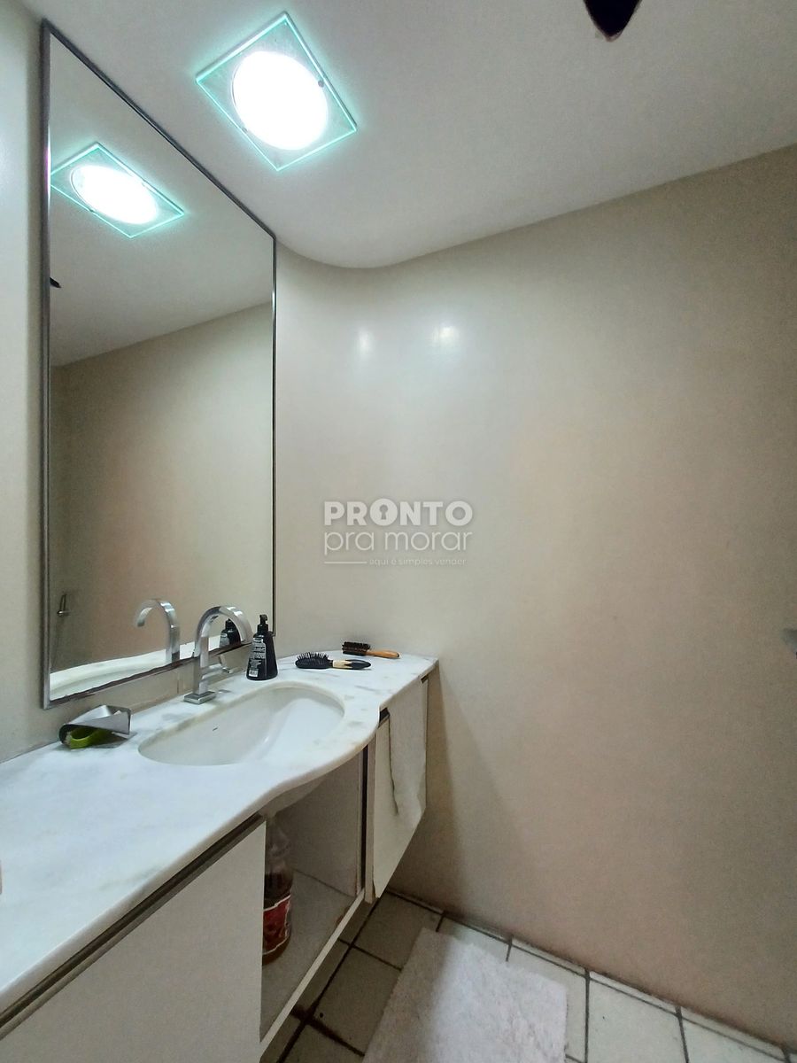Apartamento à venda com 3 quartos, 273m² - Poço,Recife