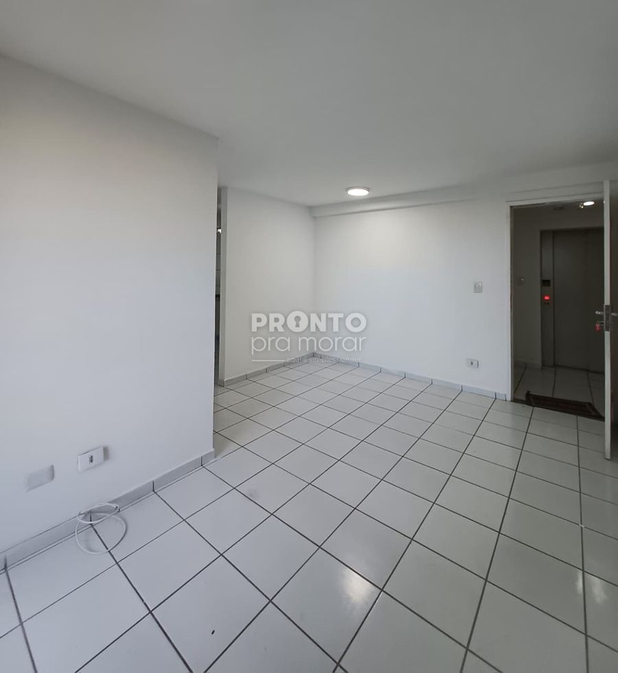  - Apartamento com 2 quartos em Encruzilhada