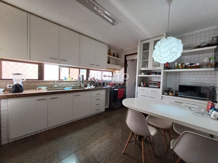  - Apartamento com 5 quartos em Piedade