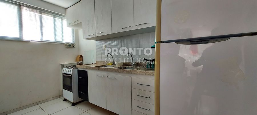  - Apartamento com 3 quartos em Espinheiro