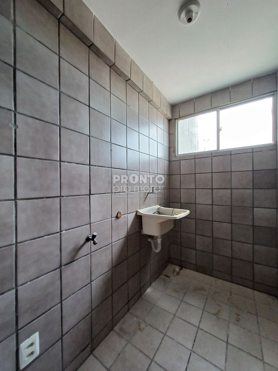 Apartamento à venda com 2 quartos, 62m² - Varzea,Recife