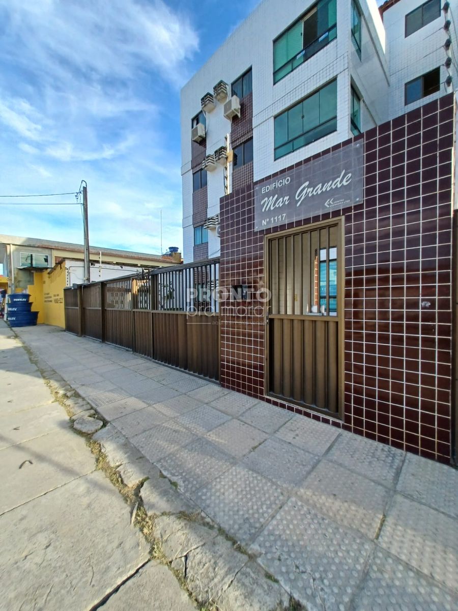  - Apartamento com 2 quartos em Piedade