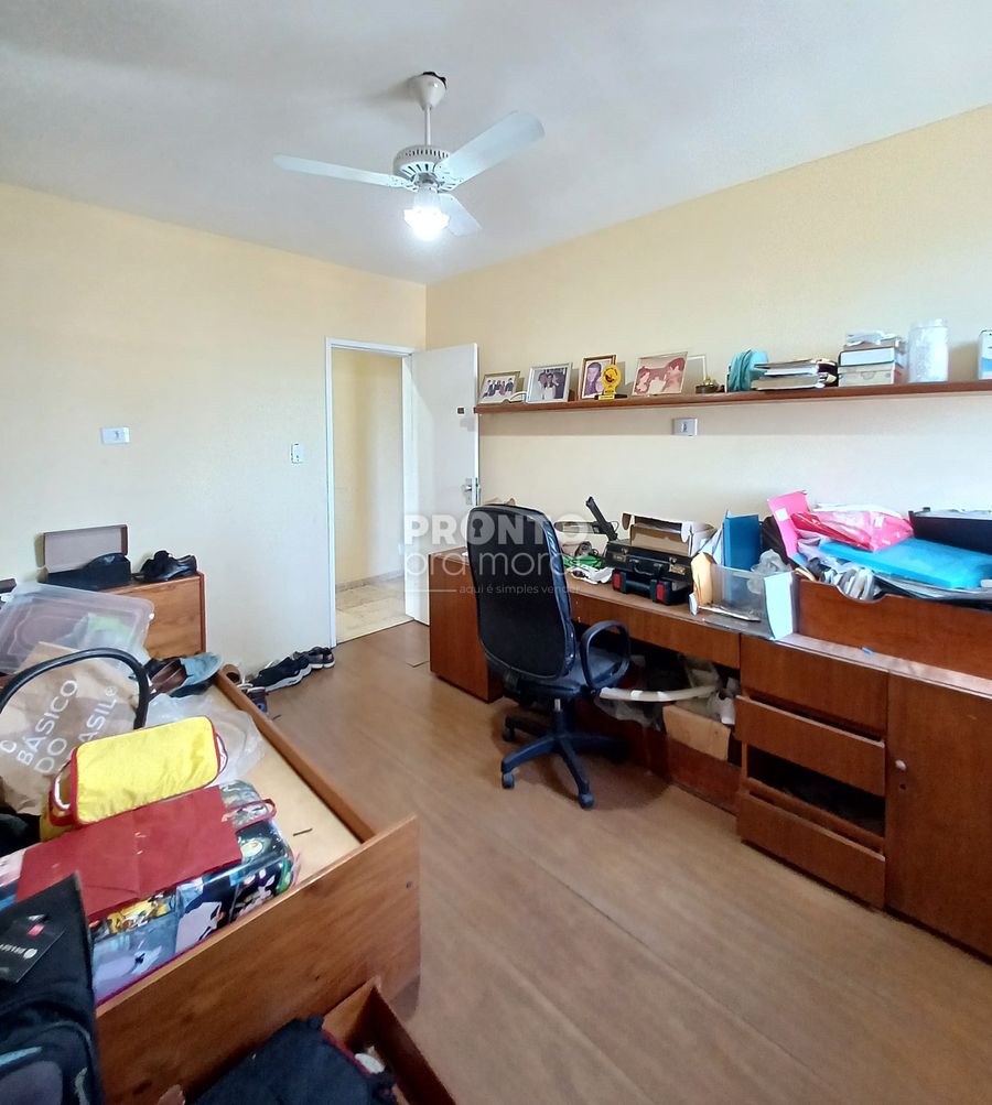  - Apartamento com 3 quartos em Espinheiro