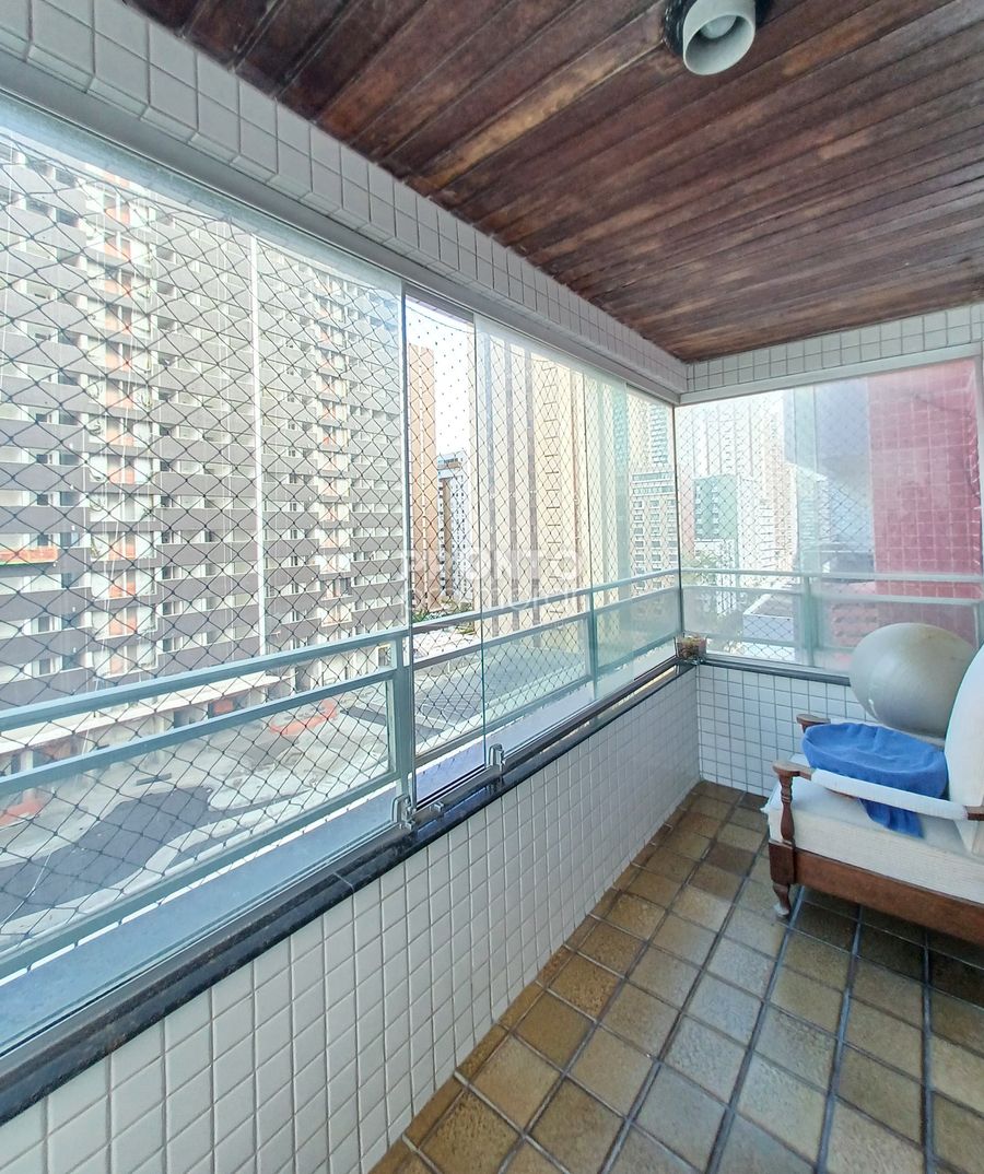  - Apartamento com 4 quartos em Boa Viagem