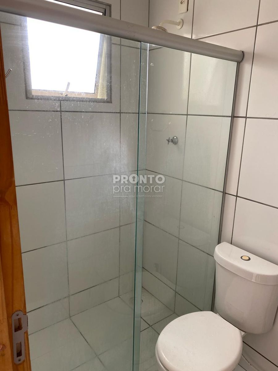  - Apartamento com 2 quartos em Sucupira
