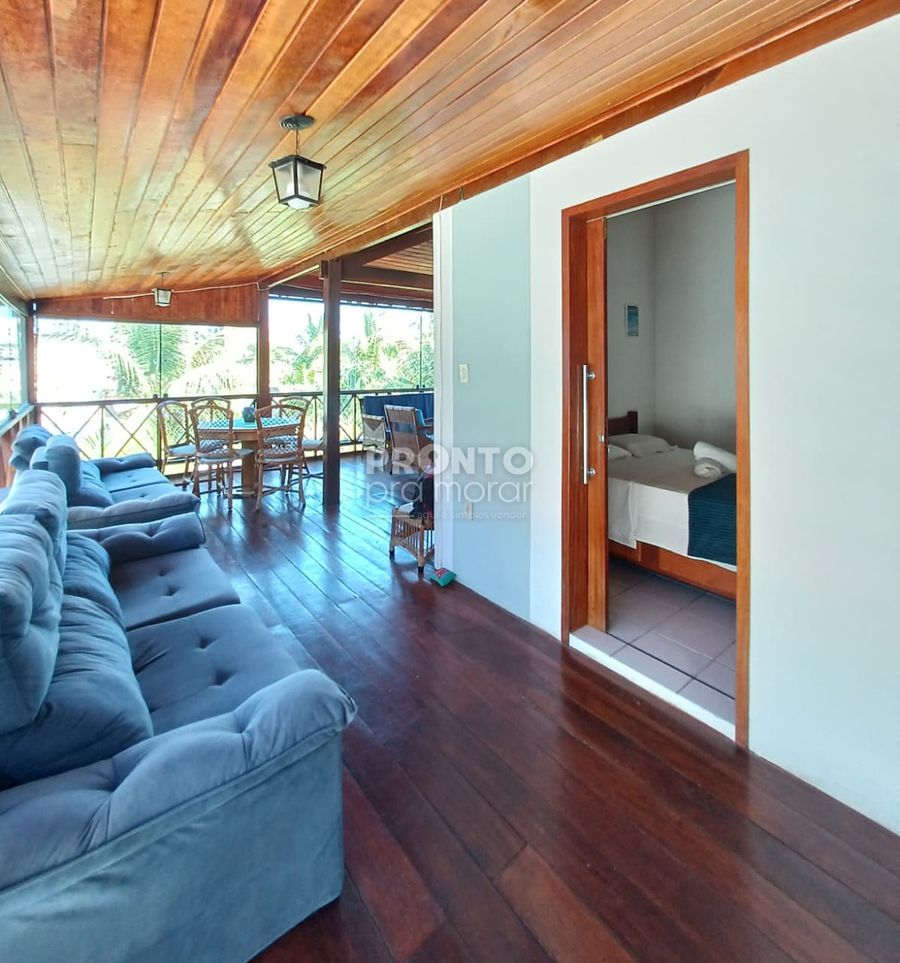  - Casa de Condomínio com 5 quartos em Tamandaré