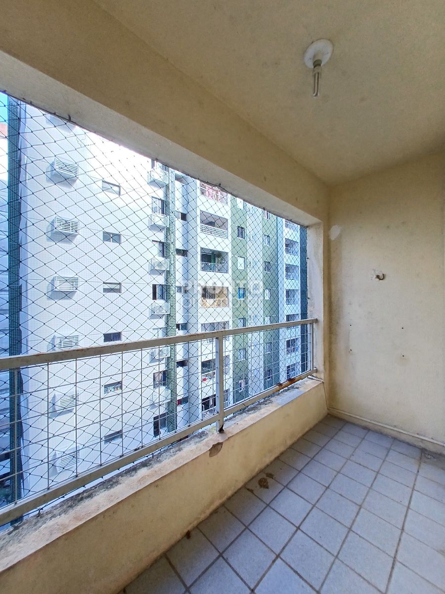  - Apartamento com 2 quartos em Varzea