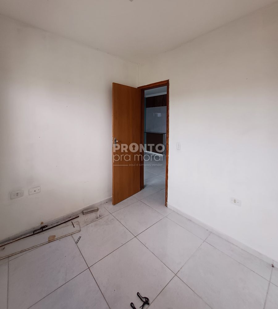  - Casa de Condomínio com 3 quartos em Pau Amarelo