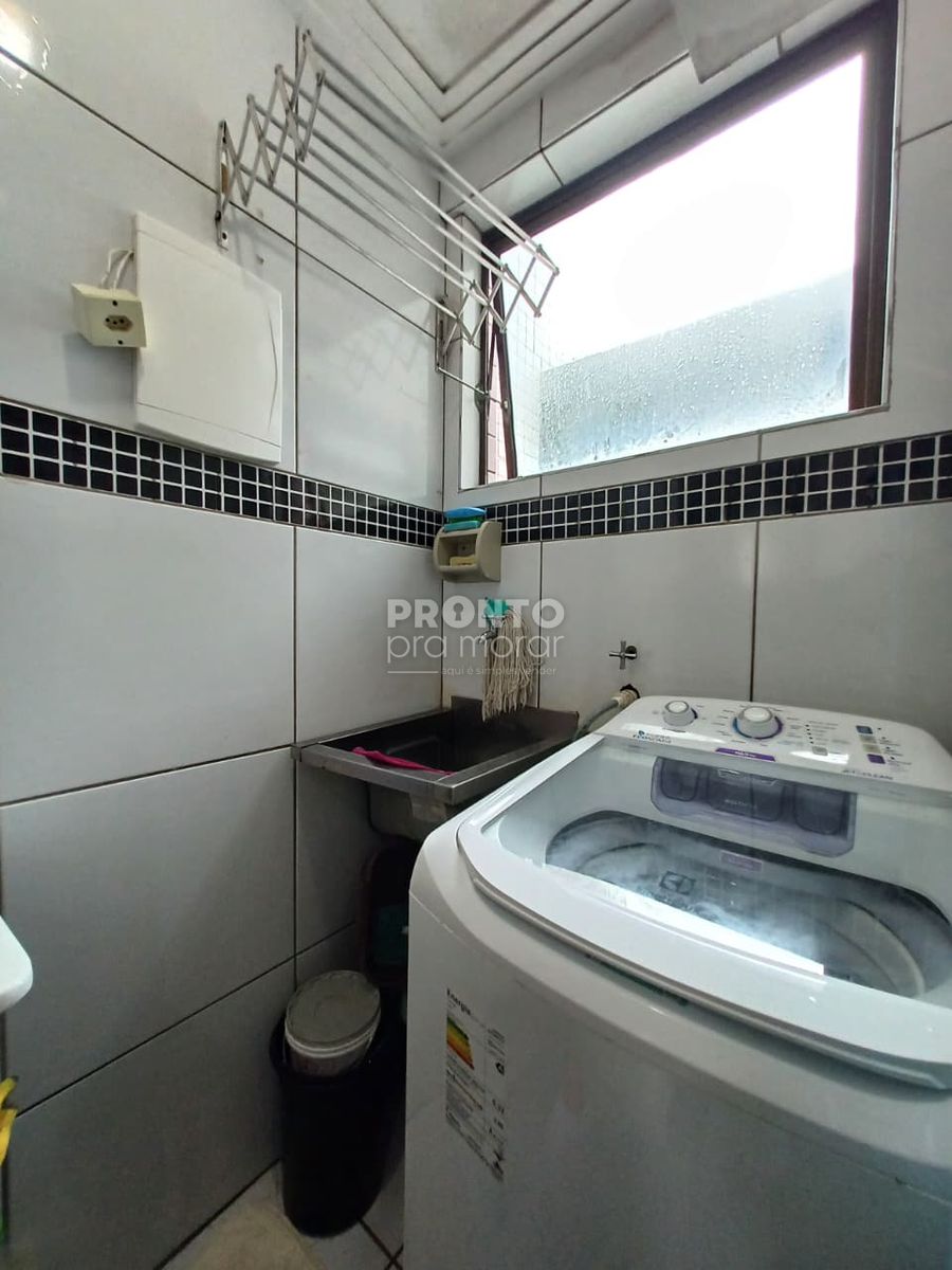  - Apartamento com 2 quartos em Imbiribeira