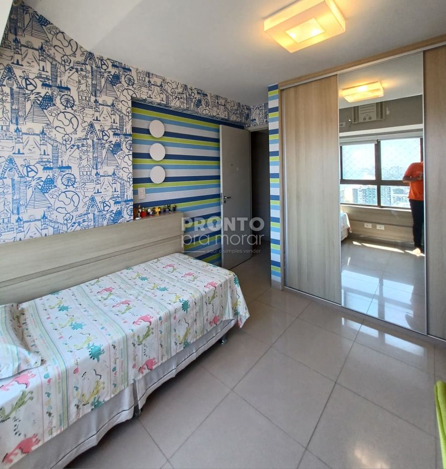  - Apartamento com 4 quartos em Piedade
