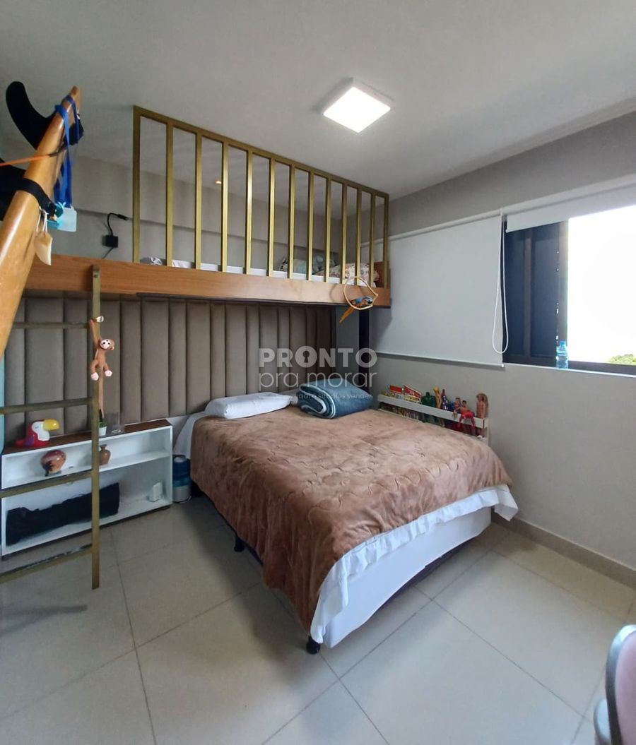  - Apartamento com 2 quartos em Candeias