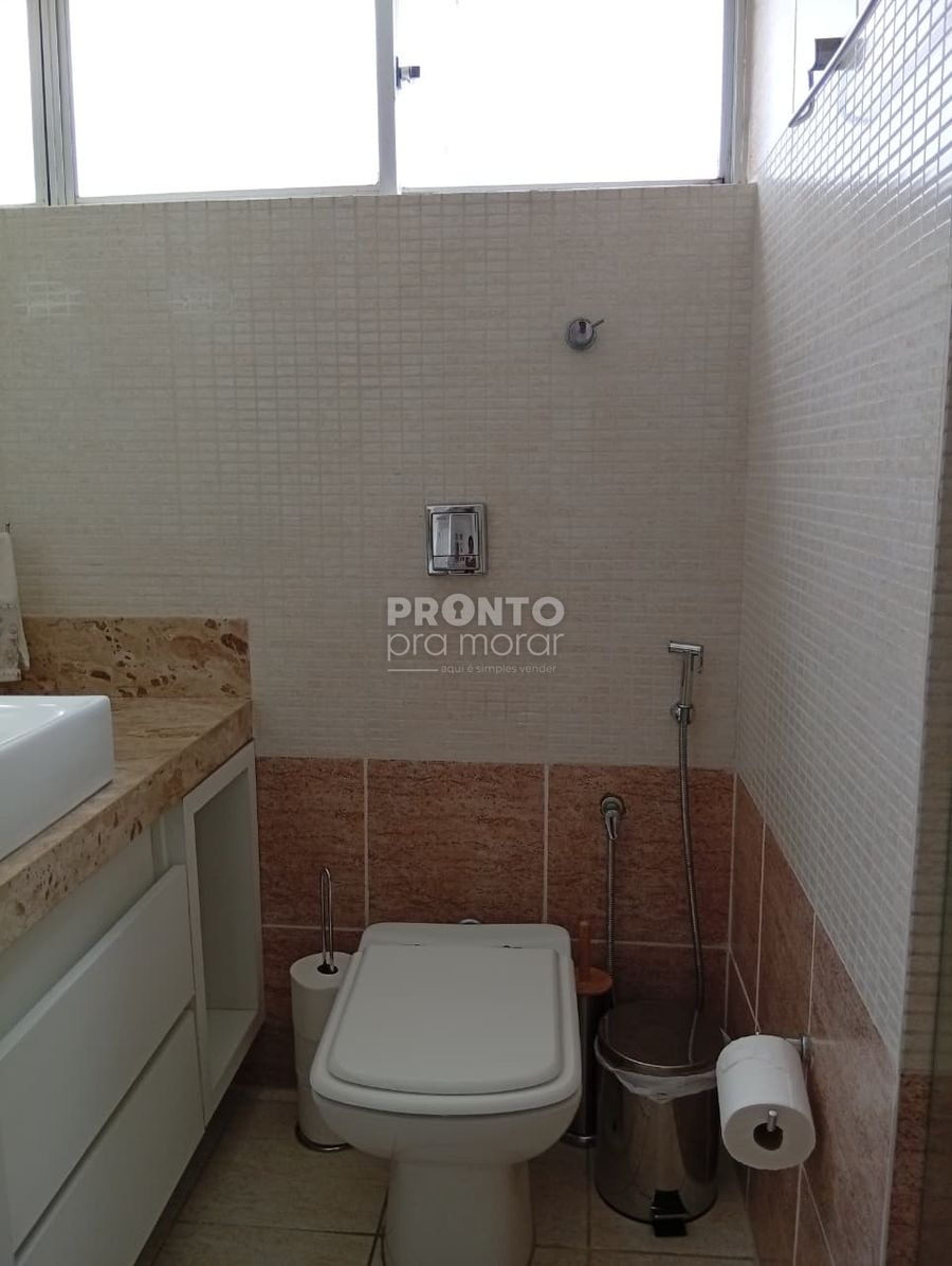 - Apartamento com 3 quartos em Candeias