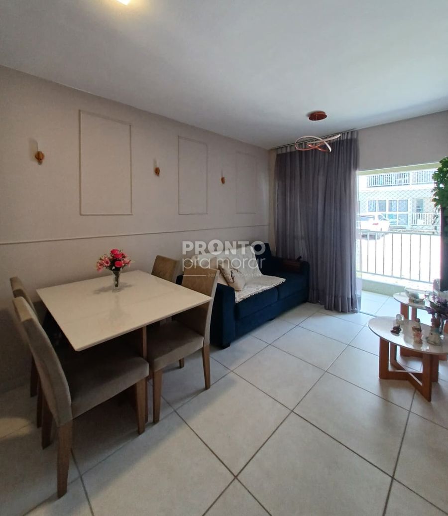  - Apartamento com 2 quartos em Candeias