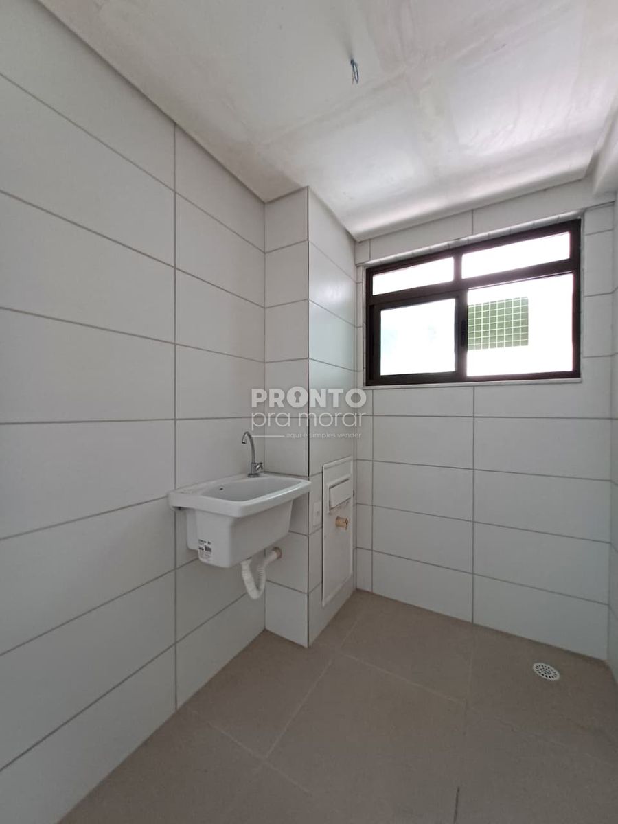  - Apartamento com 3 quartos em Casa Caiada