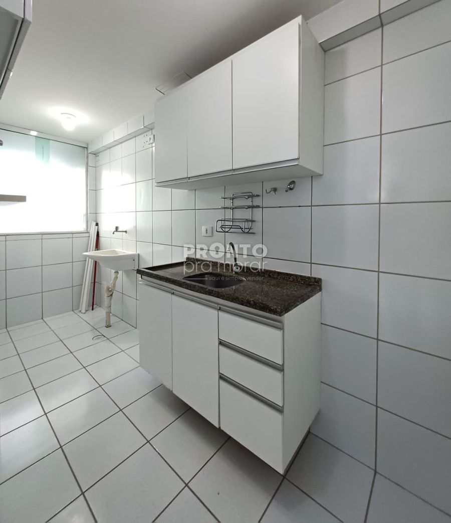  - Apartamento com 2 quartos em Encruzilhada