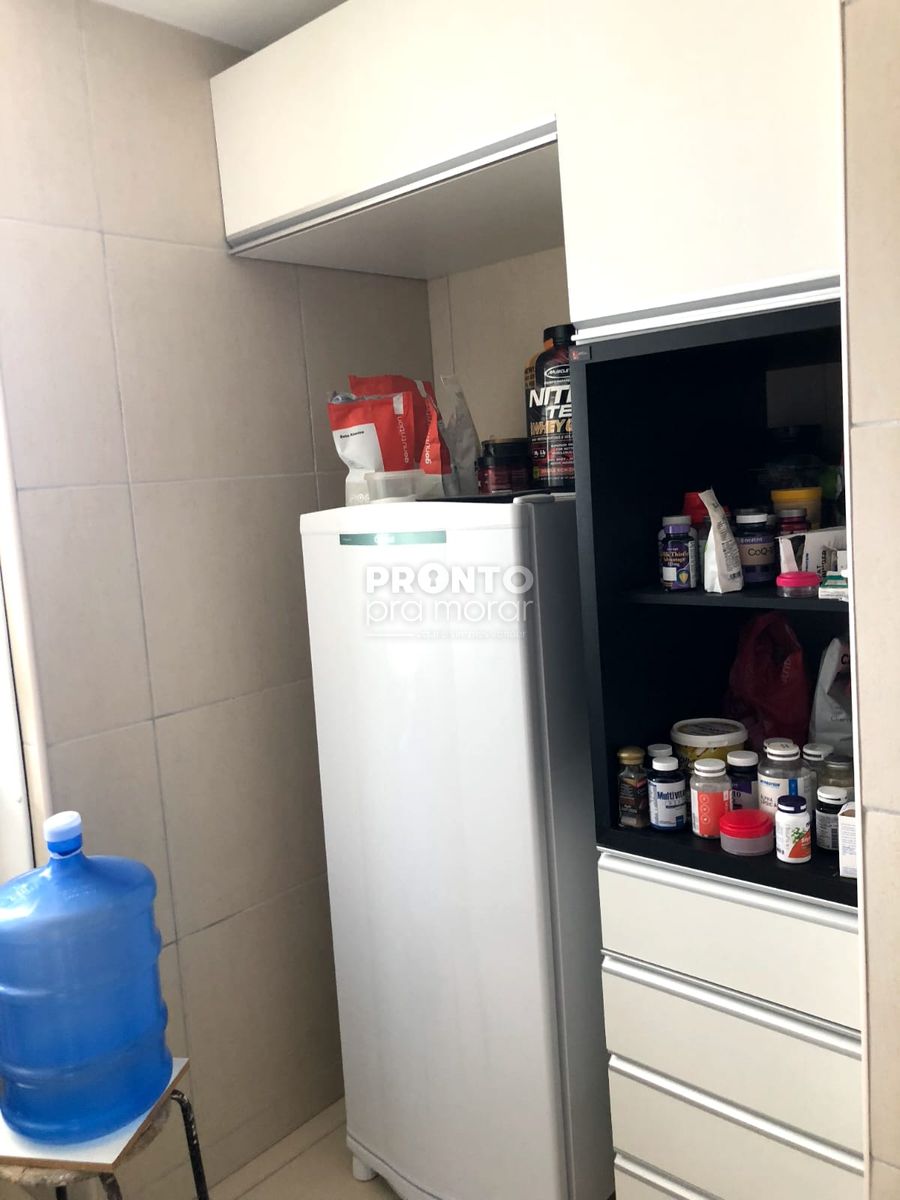  - Apartamento com 1 quarto em Candeias