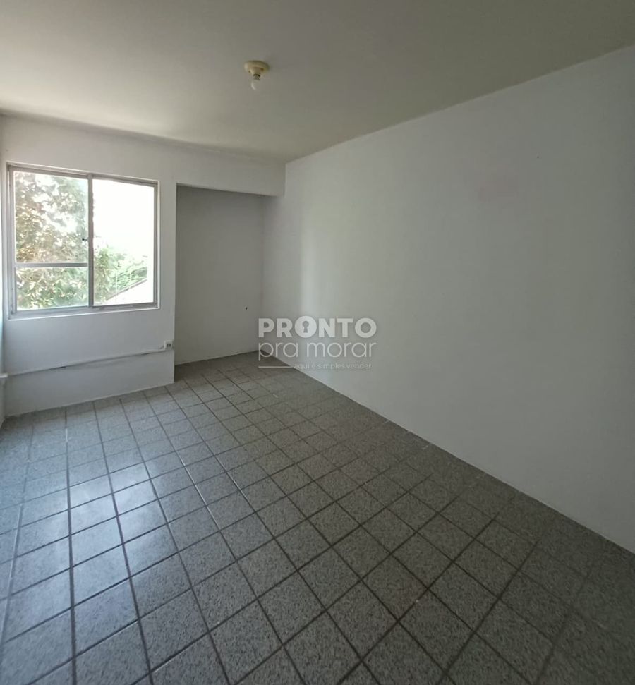  - Apartamento com 3 quartos em Piedade