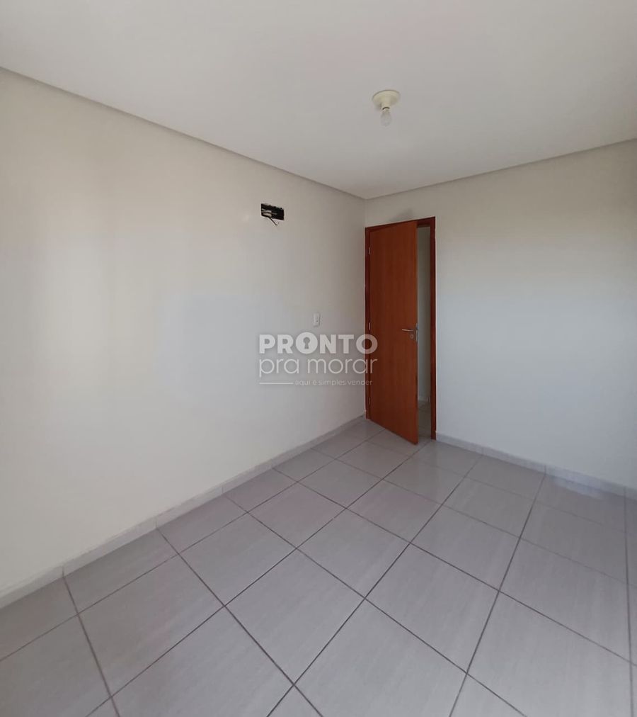  - Apartamento com 2 quartos em Piedade