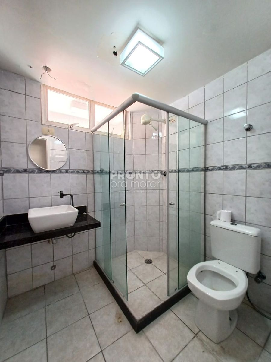  - Apartamento com 3 quartos em Piedade