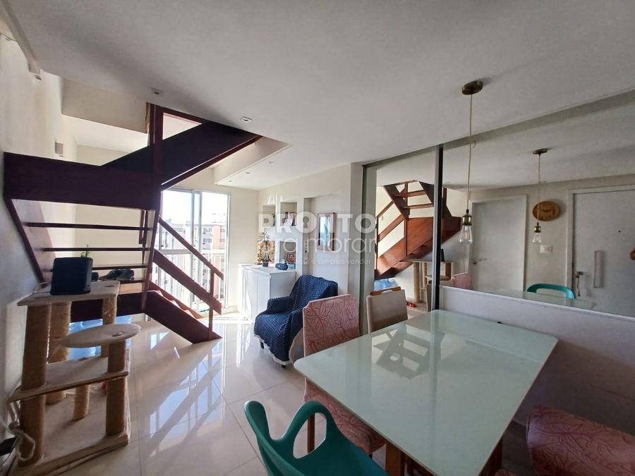  - Apartamento com 3 quartos em Candeias